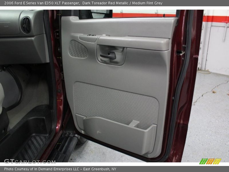 Dark Toreador Red Metallic / Medium Flint Grey 2006 Ford E Series Van E350 XLT Passenger