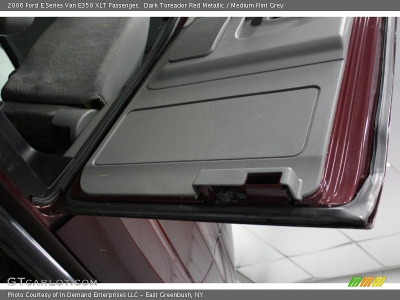 Dark Toreador Red Metallic / Medium Flint Grey 2006 Ford E Series Van E350 XLT Passenger