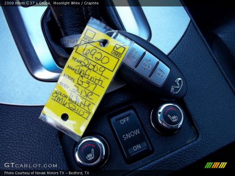 Keys of 2009 G 37 x Coupe