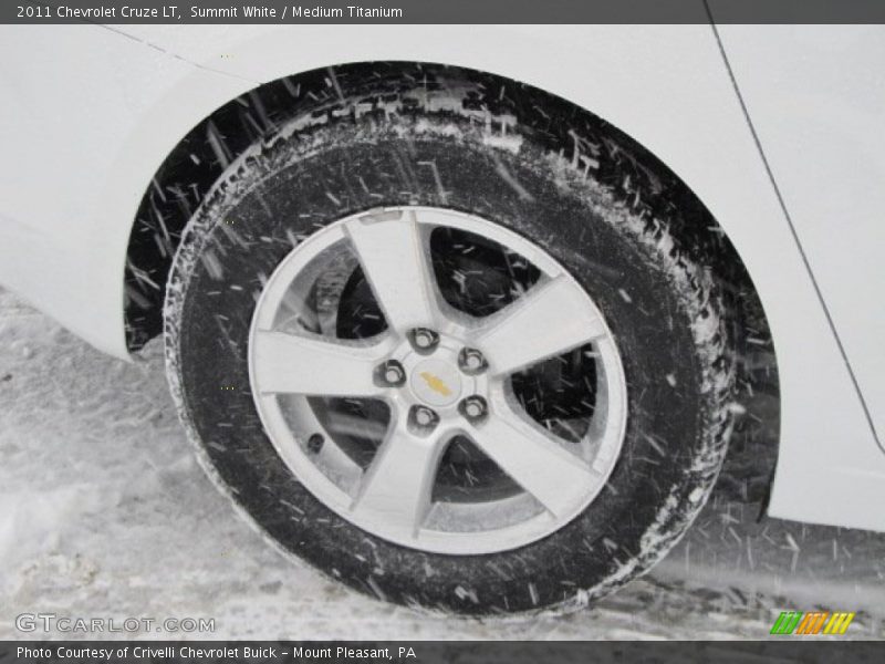 Summit White / Medium Titanium 2011 Chevrolet Cruze LT