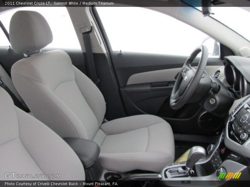 Summit White / Medium Titanium 2011 Chevrolet Cruze LT