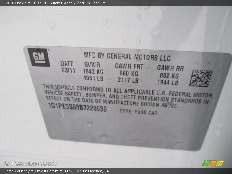 Summit White / Medium Titanium 2011 Chevrolet Cruze LT