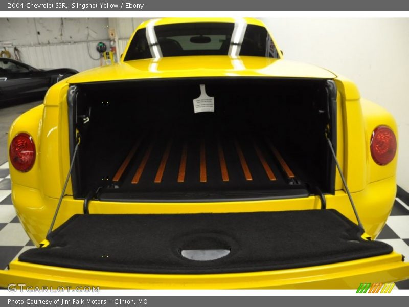 Slingshot Yellow / Ebony 2004 Chevrolet SSR