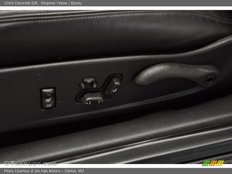 Slingshot Yellow / Ebony 2004 Chevrolet SSR