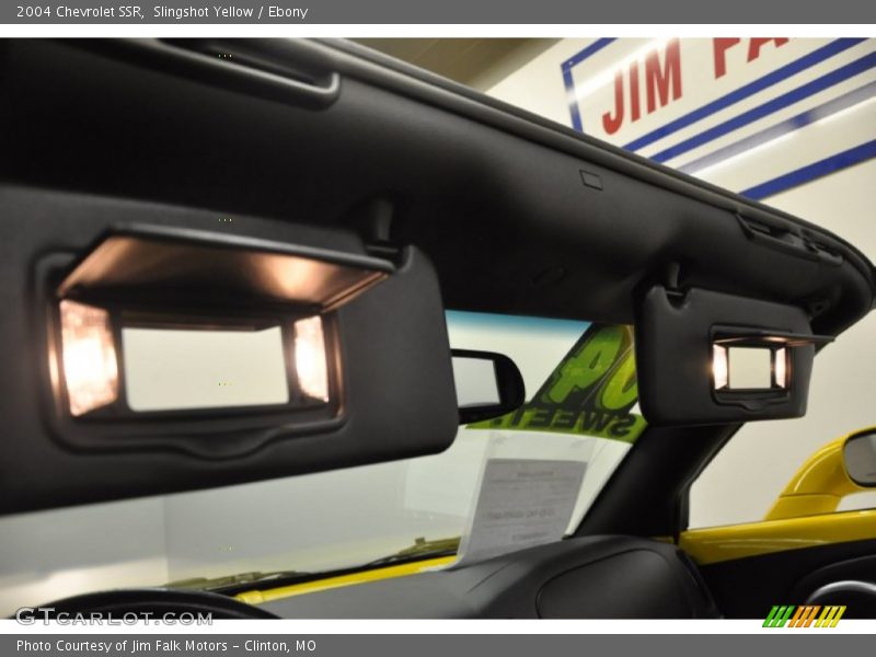 Slingshot Yellow / Ebony 2004 Chevrolet SSR