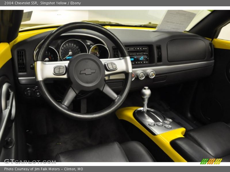 Slingshot Yellow / Ebony 2004 Chevrolet SSR