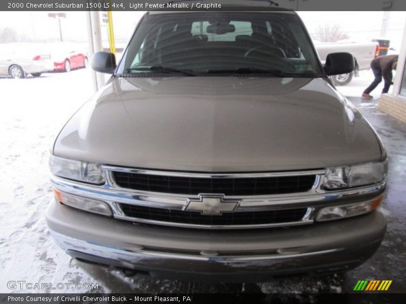 Light Pewter Metallic / Graphite 2000 Chevrolet Suburban 1500 LS 4x4
