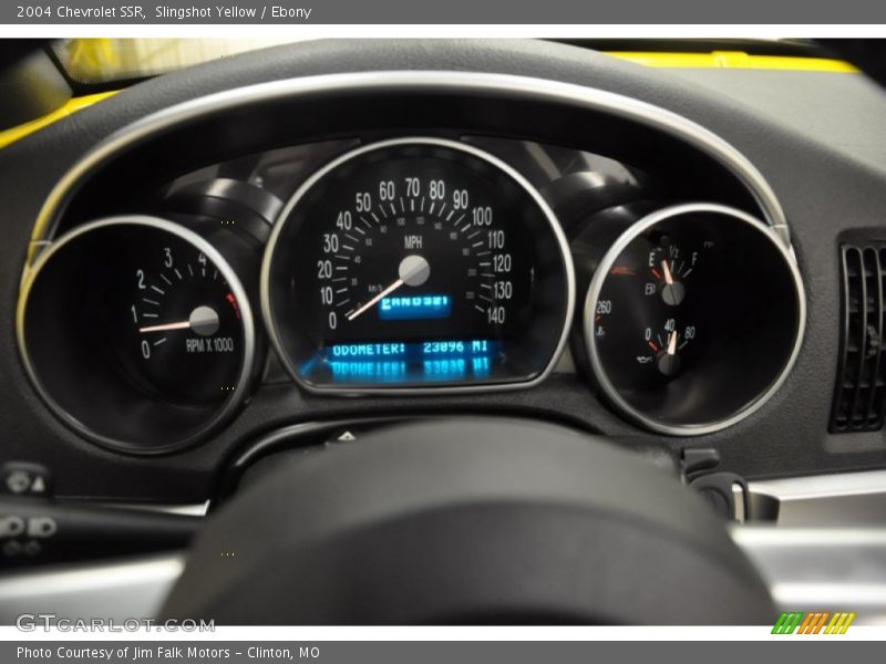 Slingshot Yellow / Ebony 2004 Chevrolet SSR