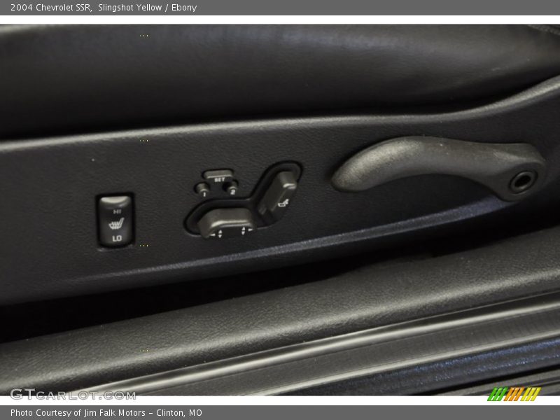 Slingshot Yellow / Ebony 2004 Chevrolet SSR