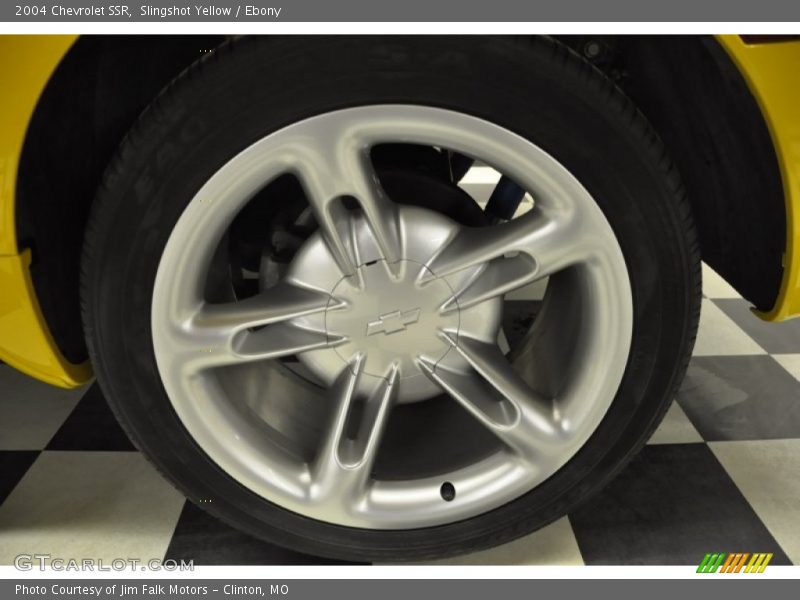 Slingshot Yellow / Ebony 2004 Chevrolet SSR