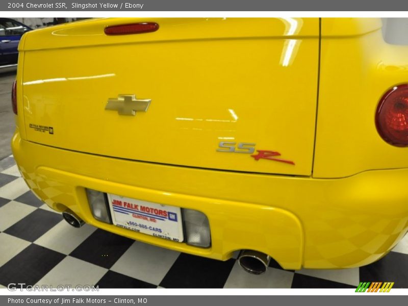 Slingshot Yellow / Ebony 2004 Chevrolet SSR