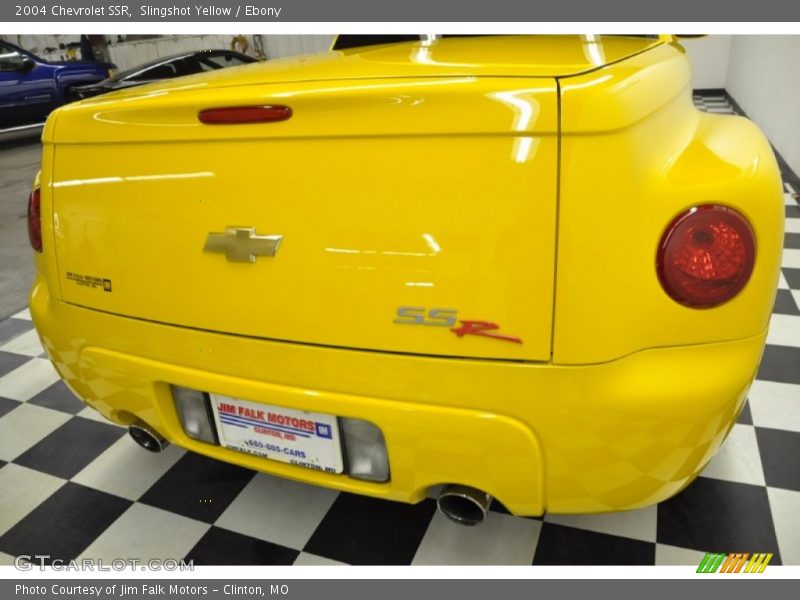 Slingshot Yellow / Ebony 2004 Chevrolet SSR