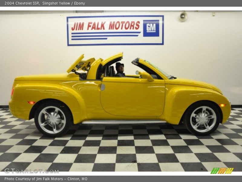 Slingshot Yellow / Ebony 2004 Chevrolet SSR