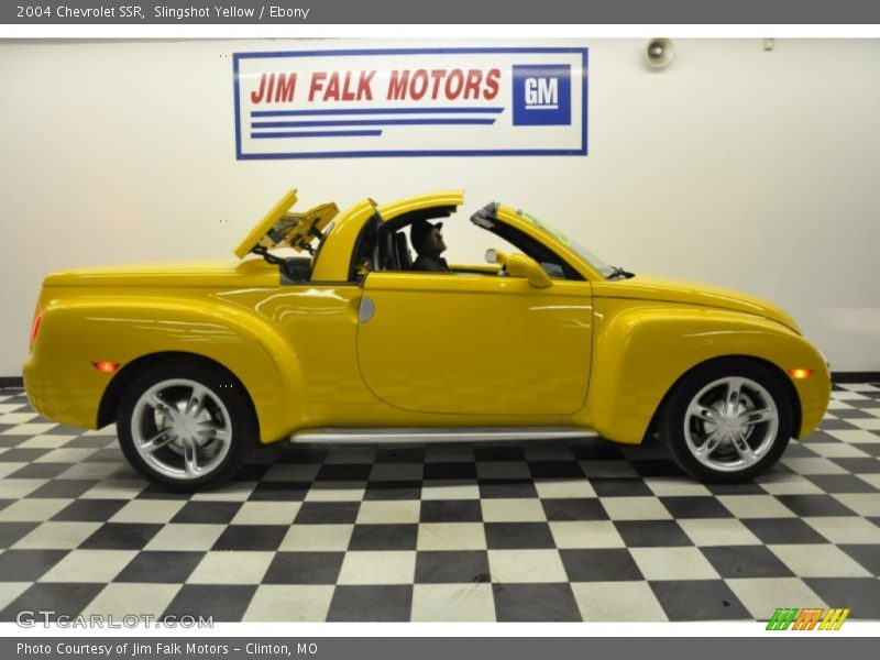 Slingshot Yellow / Ebony 2004 Chevrolet SSR