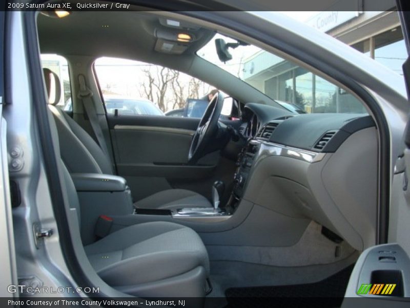 Quicksilver / Gray 2009 Saturn Aura XE