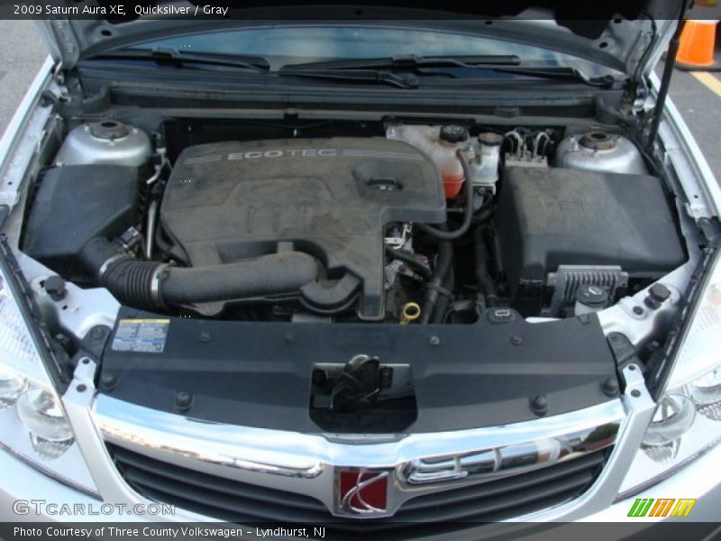 Quicksilver / Gray 2009 Saturn Aura XE