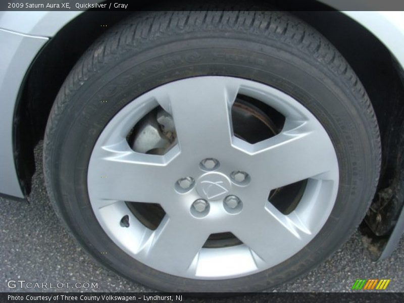 Quicksilver / Gray 2009 Saturn Aura XE
