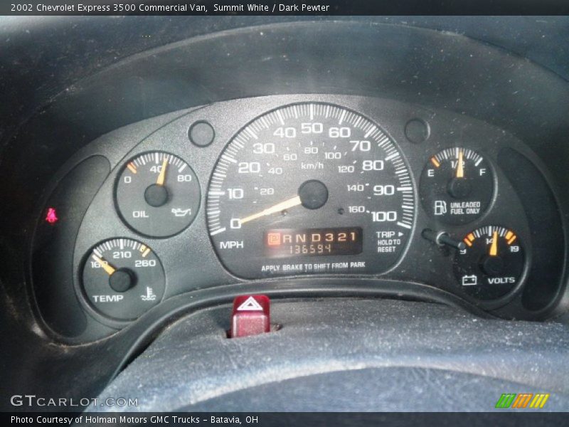 Summit White / Dark Pewter 2002 Chevrolet Express 3500 Commercial Van