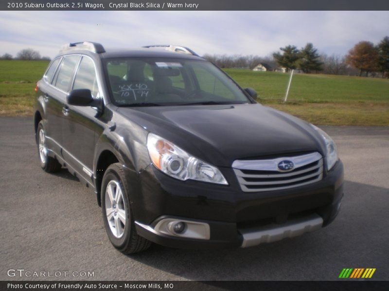 Crystal Black Silica / Warm Ivory 2010 Subaru Outback 2.5i Wagon