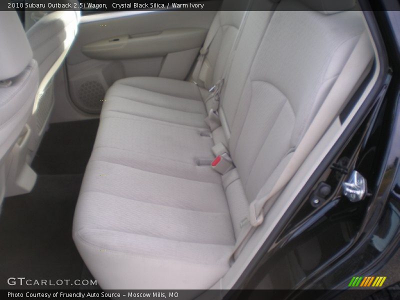Crystal Black Silica / Warm Ivory 2010 Subaru Outback 2.5i Wagon