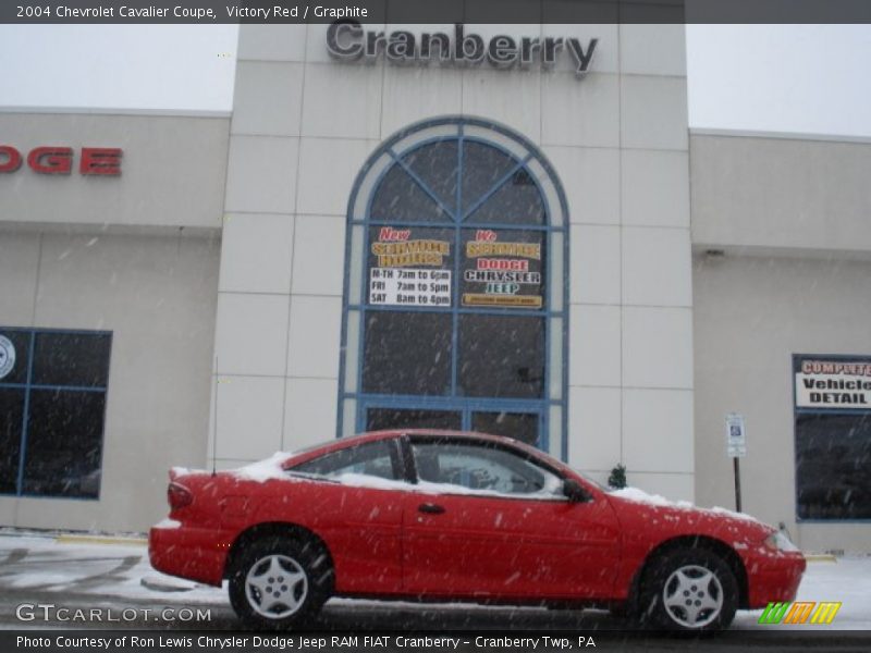 Victory Red / Graphite 2004 Chevrolet Cavalier Coupe