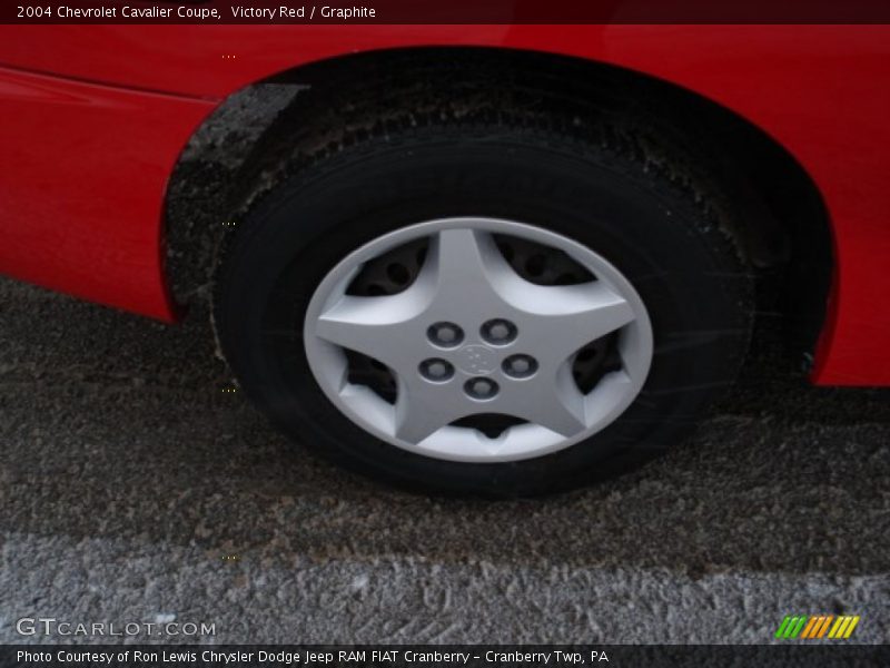 Victory Red / Graphite 2004 Chevrolet Cavalier Coupe
