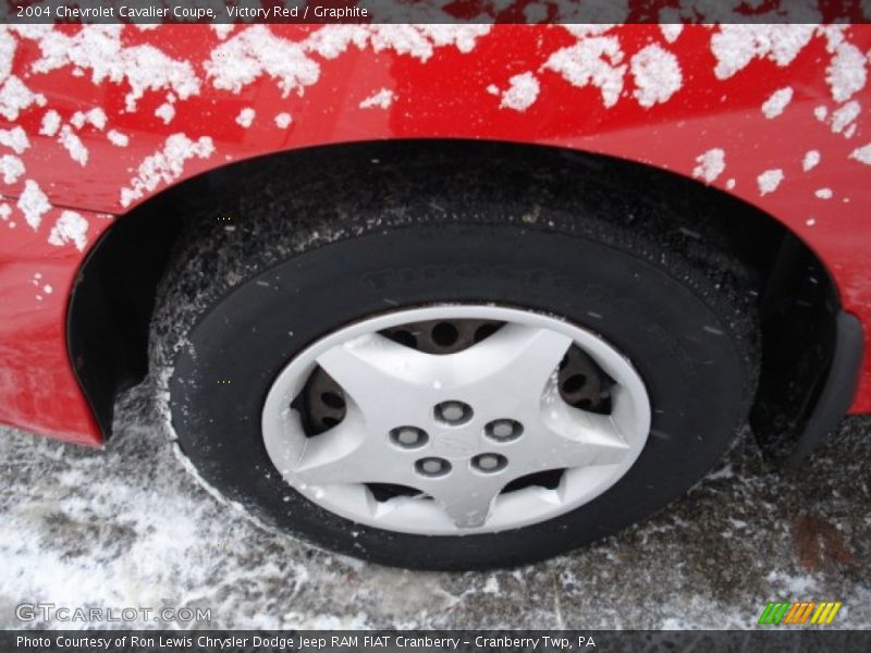 Victory Red / Graphite 2004 Chevrolet Cavalier Coupe