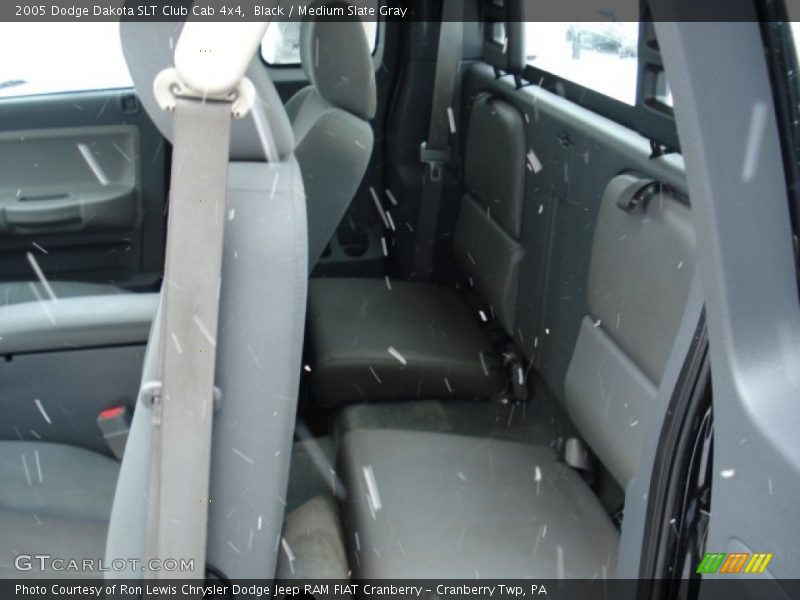 Black / Medium Slate Gray 2005 Dodge Dakota SLT Club Cab 4x4