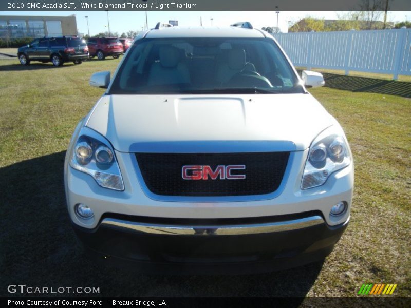 White Diamond Tricoat / Light Titanium 2010 GMC Acadia SLT
