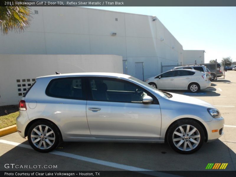 Reflex Silver Metallic / Titan Black 2011 Volkswagen Golf 2 Door TDI
