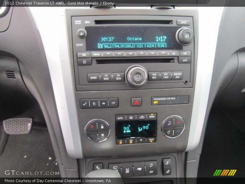 Controls of 2012 Traverse LT AWD