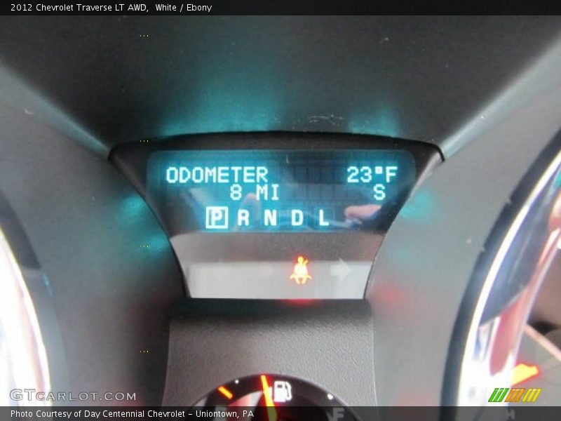 White / Ebony 2012 Chevrolet Traverse LT AWD