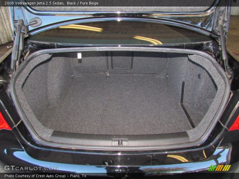 Black / Pure Beige 2006 Volkswagen Jetta 2.5 Sedan
