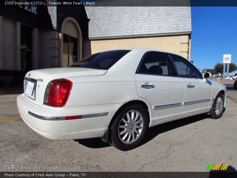 Powder White Pearl / Black 2005 Hyundai XG350 L