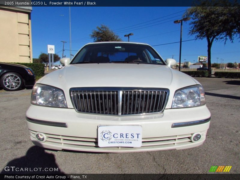 Powder White Pearl / Black 2005 Hyundai XG350 L