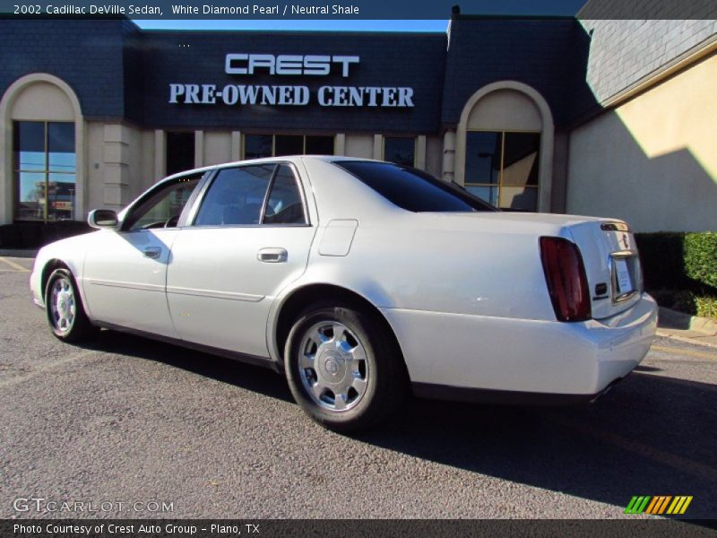 White Diamond Pearl / Neutral Shale 2002 Cadillac DeVille Sedan