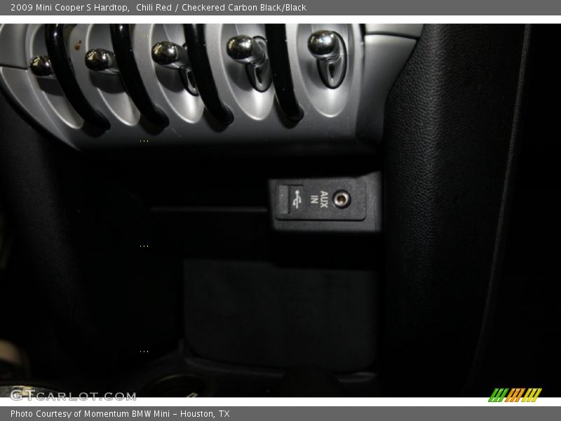 Chili Red / Checkered Carbon Black/Black 2009 Mini Cooper S Hardtop