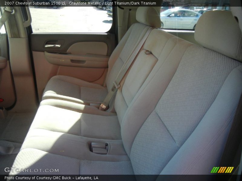 Graystone Metallic / Light Titanium/Dark Titanium 2007 Chevrolet Suburban 1500 LS