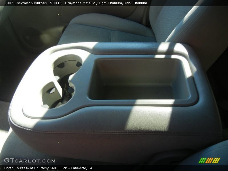 Graystone Metallic / Light Titanium/Dark Titanium 2007 Chevrolet Suburban 1500 LS