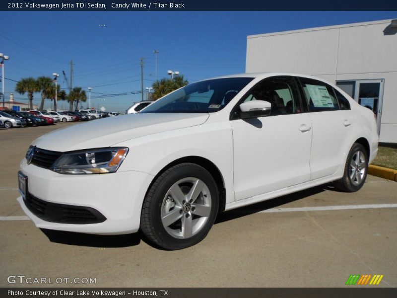 Candy White / Titan Black 2012 Volkswagen Jetta TDI Sedan