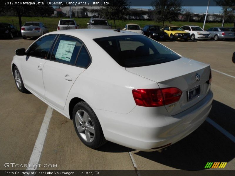 Candy White / Titan Black 2012 Volkswagen Jetta TDI Sedan