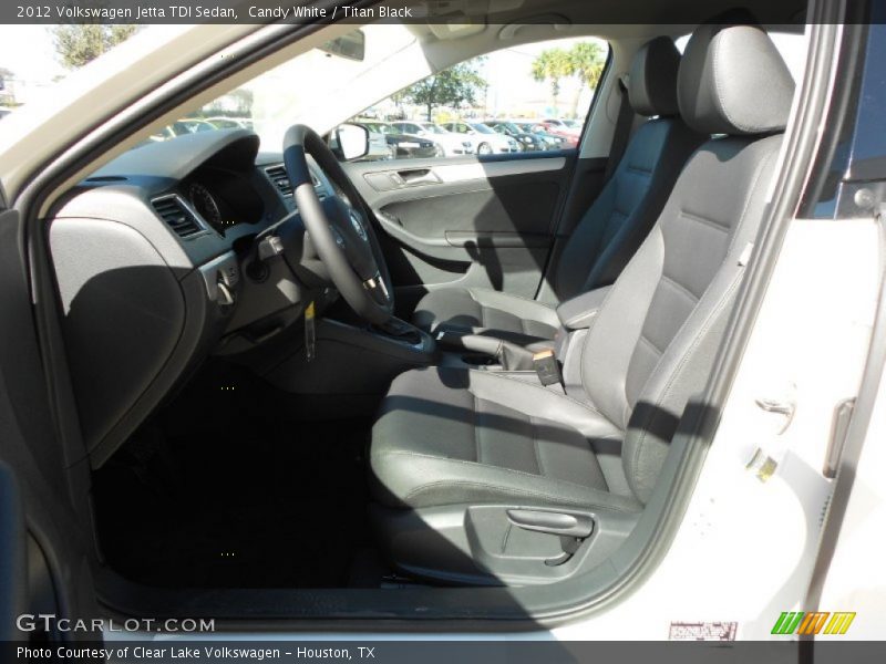 Candy White / Titan Black 2012 Volkswagen Jetta TDI Sedan