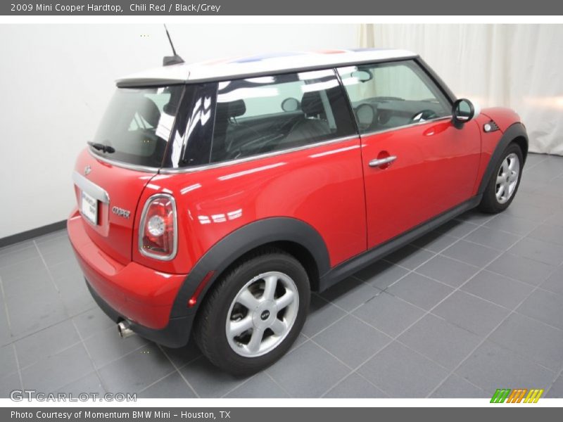Chili Red / Black/Grey 2009 Mini Cooper Hardtop