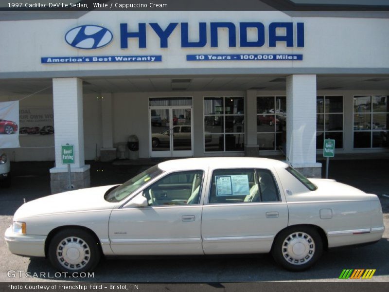 White / Cappuccino Cream 1997 Cadillac DeVille Sedan