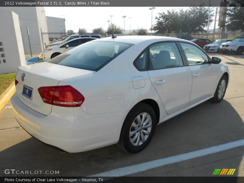 Candy White / Titan Black 2012 Volkswagen Passat 2.5L S