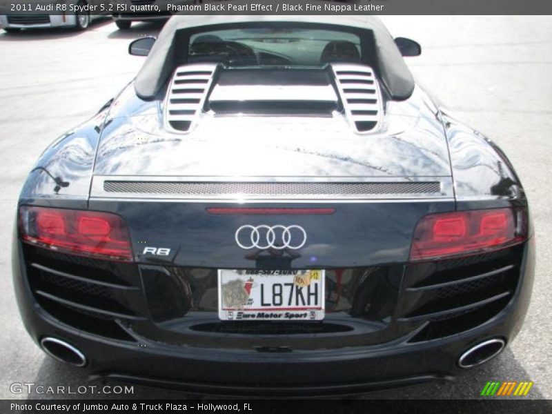 Phantom Black Pearl Effect / Black Fine Nappa Leather 2011 Audi R8 Spyder 5.2 FSI quattro