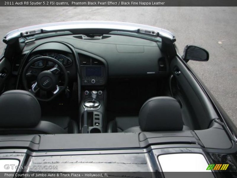 Phantom Black Pearl Effect / Black Fine Nappa Leather 2011 Audi R8 Spyder 5.2 FSI quattro