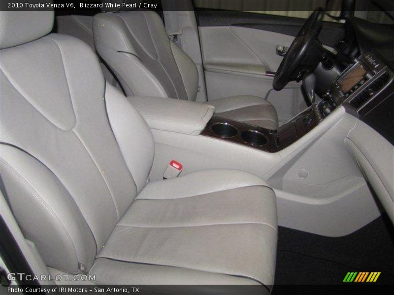 Blizzard White Pearl / Gray 2010 Toyota Venza V6