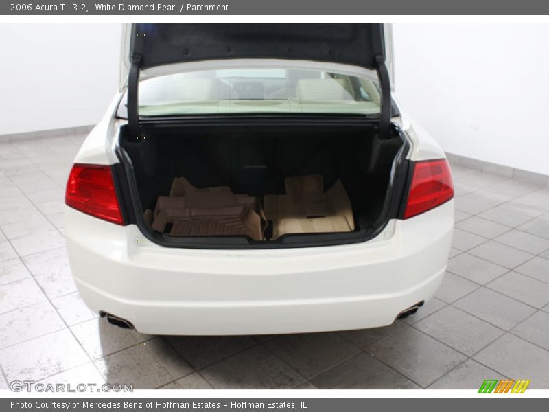 White Diamond Pearl / Parchment 2006 Acura TL 3.2