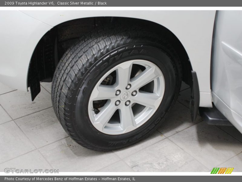 Classic Silver Metallic / Black 2009 Toyota Highlander V6